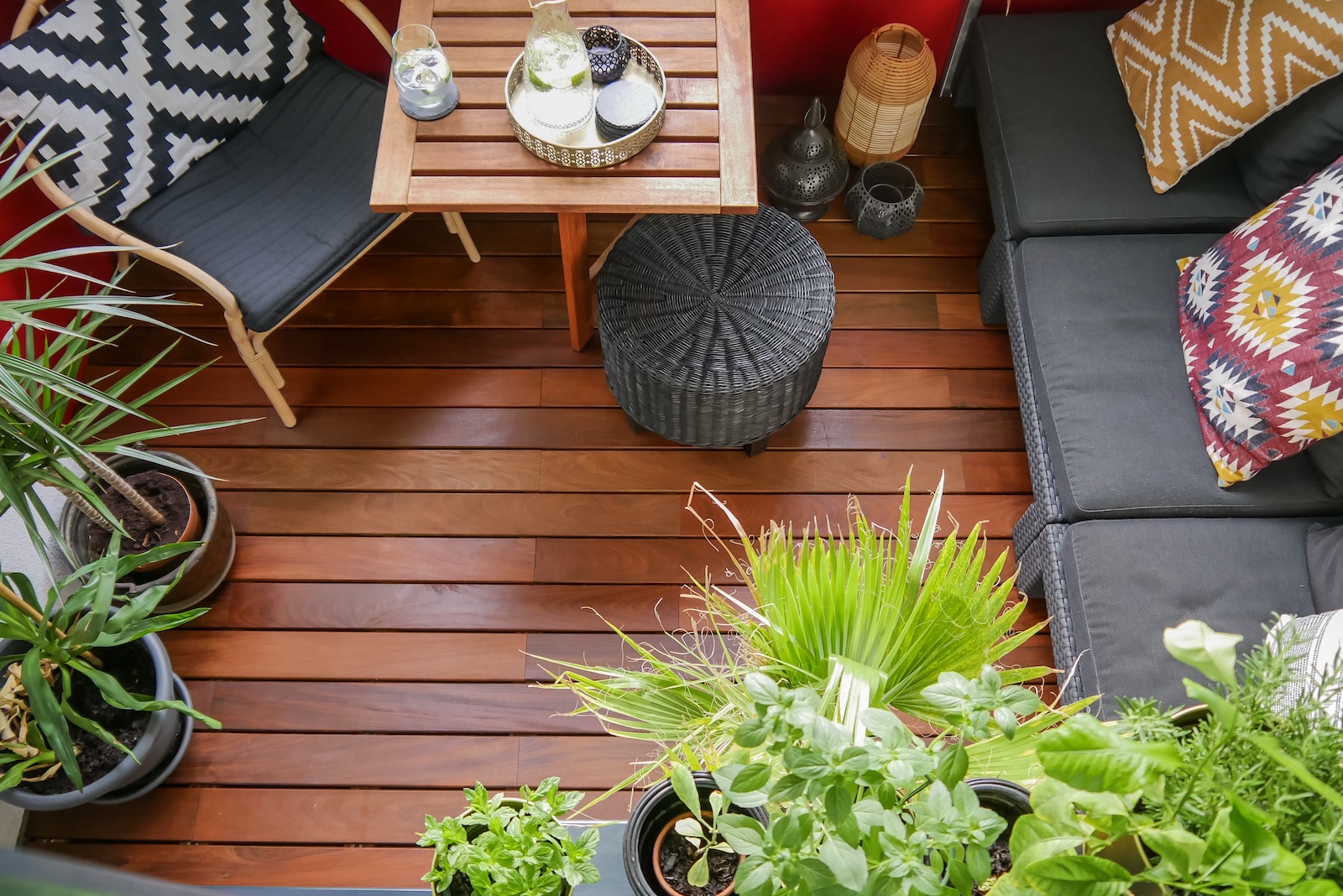 Tiny Outdoor-Spaces: Luxus-Holzterrasse auf fünf Quadratmetern, Blog